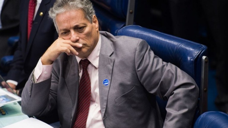 Filho de Jango reage a veto de Bolsonaro: 'é até elogio, vai para o currículo'