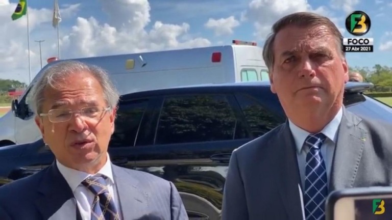 CPI da Covid precisa indiciar Paulo Guedes por crime sanitário, diz Randolfe