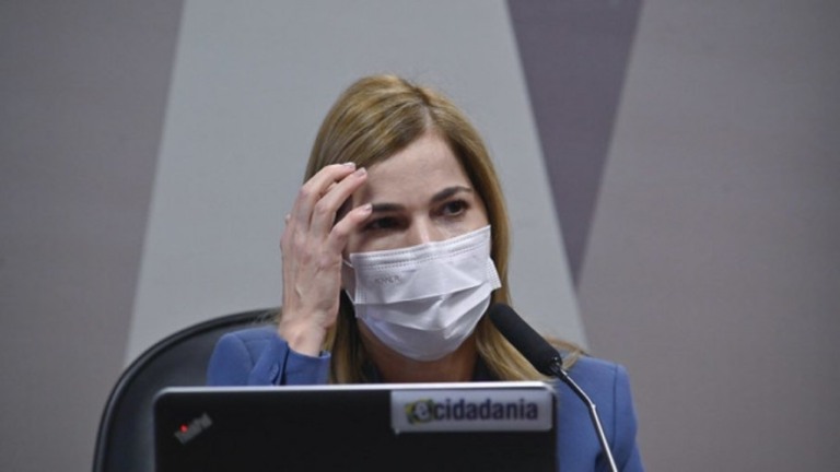 Mayra Pinheiro diz que médicos são perseguidos por quem não entende de medicina
