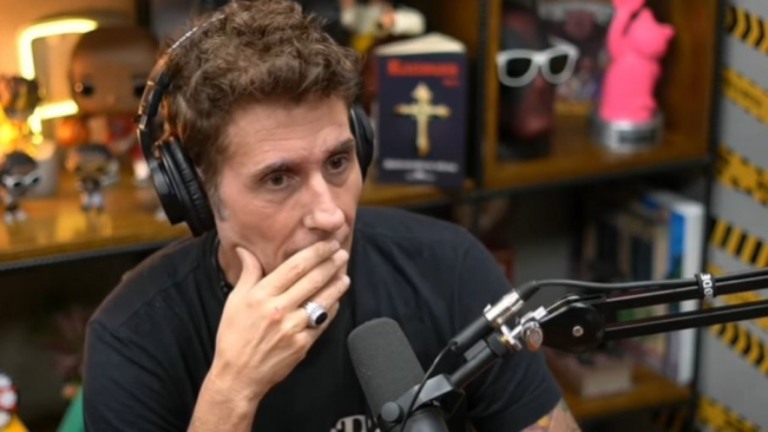 Dinho Ouro Preto desabafa sobre uso de drogas: "É incrível eu ter sobrevivido"