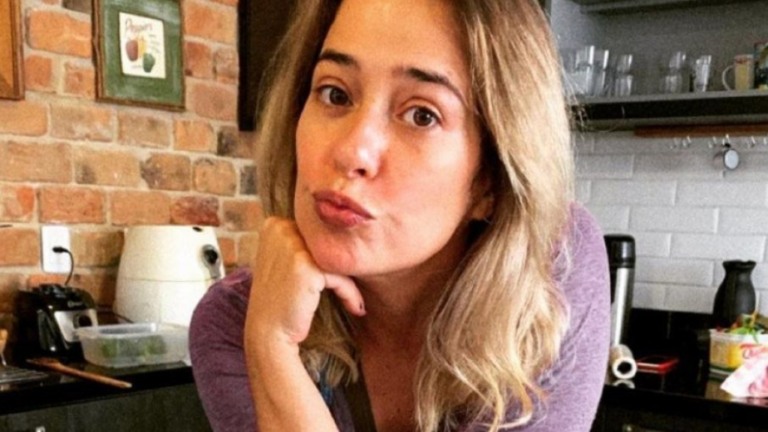 Paloma Duarte prefere Globo à Record: 'Não dá para comparar'