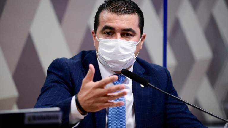 Ajudante de ordens diz à PF que intermediou reunião entre Bolsonaro e Miranda