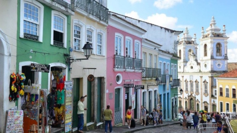 Setor de turismo prevê melhora com avanço da vacinação no Brasil