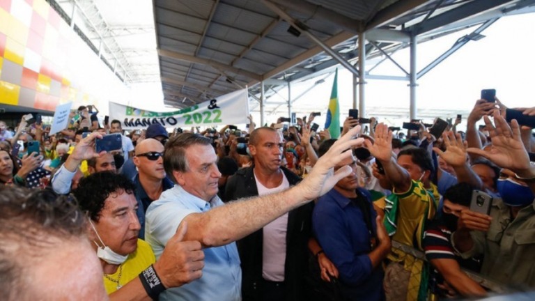 GSI pretende comprar drones para reforçar segurança de Bolsonaro