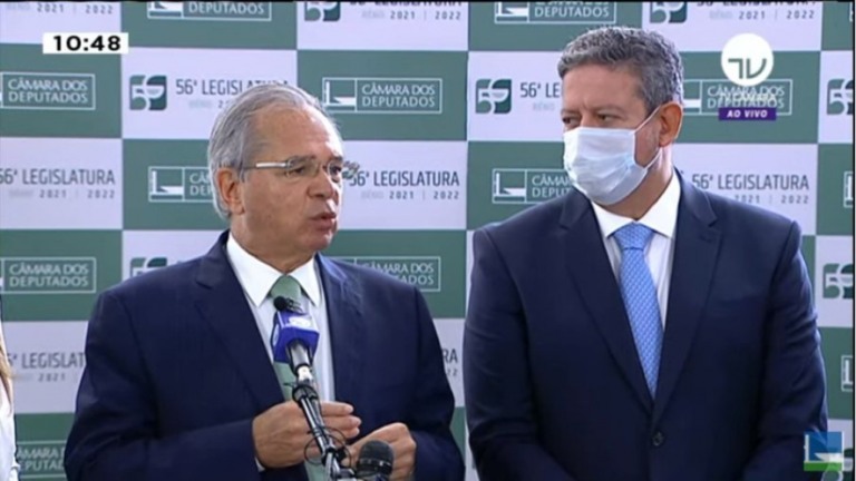 Auxílio Brasil: Lira critica atraso do Senado em votar recursos da reforma do IR