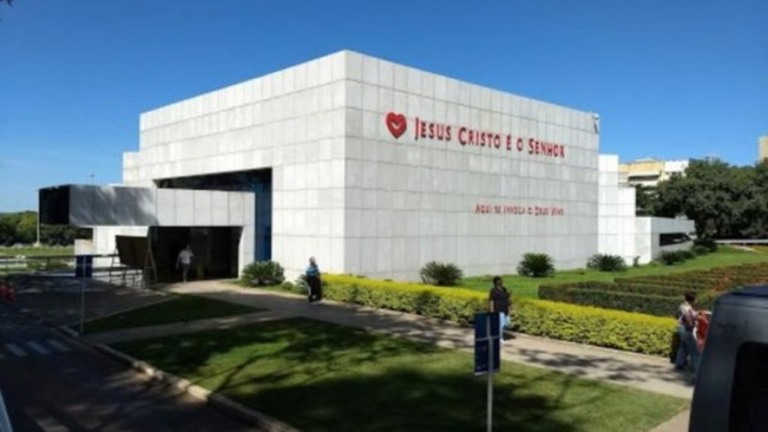 Igreja Universal acusa pastor de roubar R$ 30 milhões e fugir