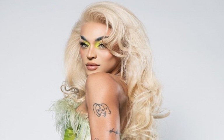 Pabllo Vittar é indicada como "Melhor Artista Brasileira" no EMA 2021