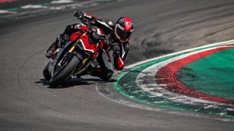 Ducati Streetfighter V4 S