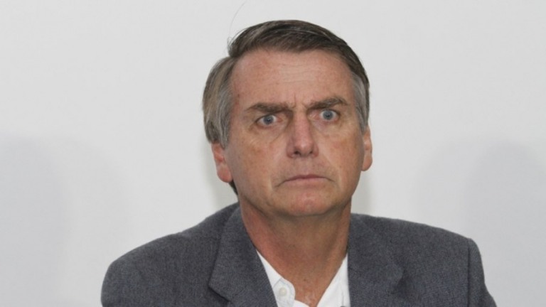 Senadores articulam nova CPI para investigar rachadinhas de Jair Bolsonaro