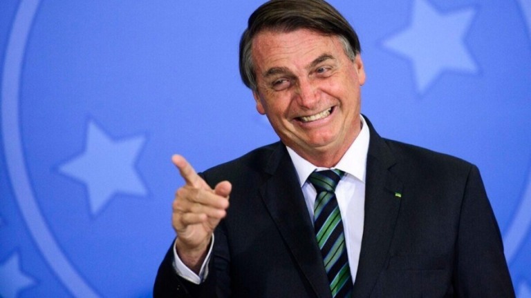 Bolsonaro em Haia reflete desgaste do governo, mas há dificuldade em condenação