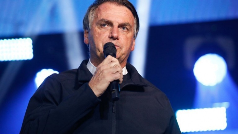 Imputado a Bolsonaro, crime de charlatanismo rendeu uma condenação em 10 anos