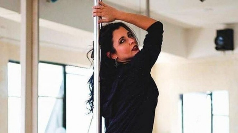 "Verdades Secretas 2": Conheça a professora de "sexo coreografado" das atrizes