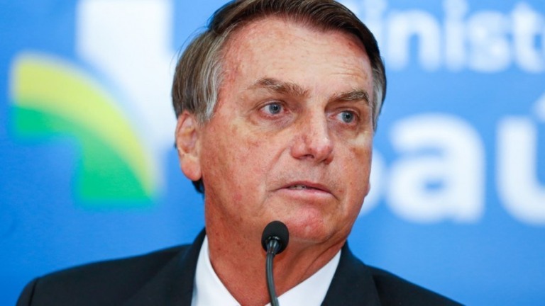 PP e PL disputam Bolsonaro, e Valdemar Costa Neto ameaça romper com o Planalto