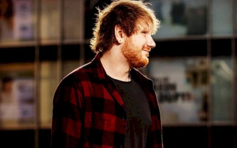 Ed Sheeran deve lançar um novo álbum em 2022