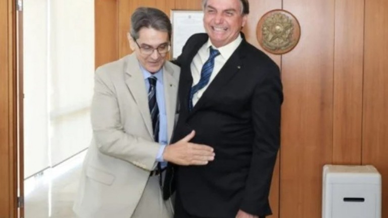 Em carta, Roberto Jefferson diz que Bolsonaro se viciou em dinheiro público