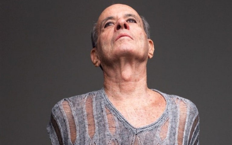 Ney Matogrosso lança o novo álbum "Nu Com a Minha Música"