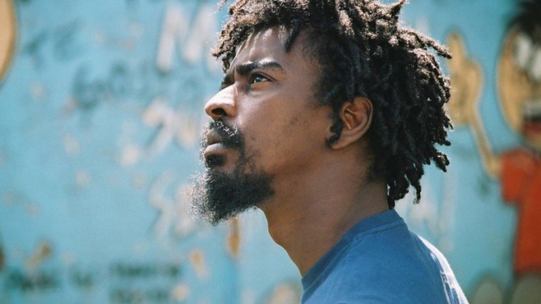 Seu Jorge se posiciona sobre acusações de plágio