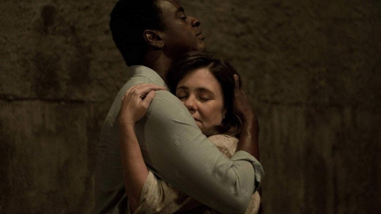 'Marighella': "Estar neste filme é meu patriotismo", diz Adriana Esteves