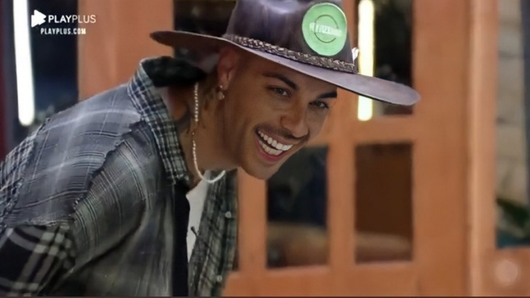 Gui Araujo entrega que Lary e Bil transaram em A Fazenda 13; assista