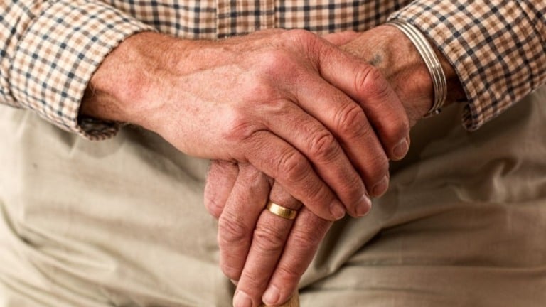 BH: Idosa de 94 anos é encontrada sem vida, amarrada e amordaçada em apartamento