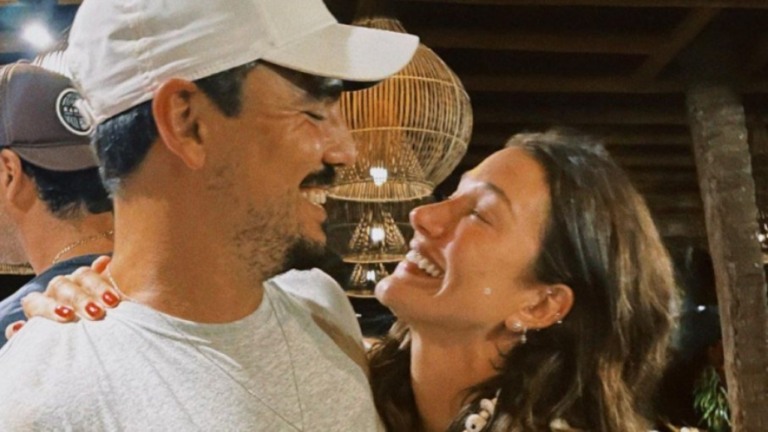 Gabriela Pugliesi revela morar de aluguel com Tulio Dek na Bahia Gabriela Pugliesi revela morar de aluguel com Tulio Dek na Bahia