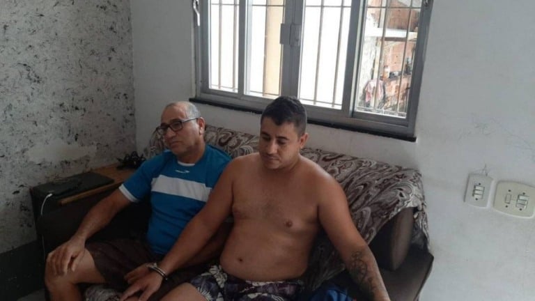 Pai e filho são presos no RJ acusados de homicídio e envolvimento com a milícia