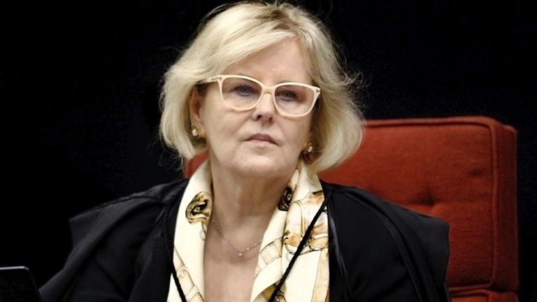 Rosa Weber rejeita pedido para suspender votação da PEC dos Precatórios