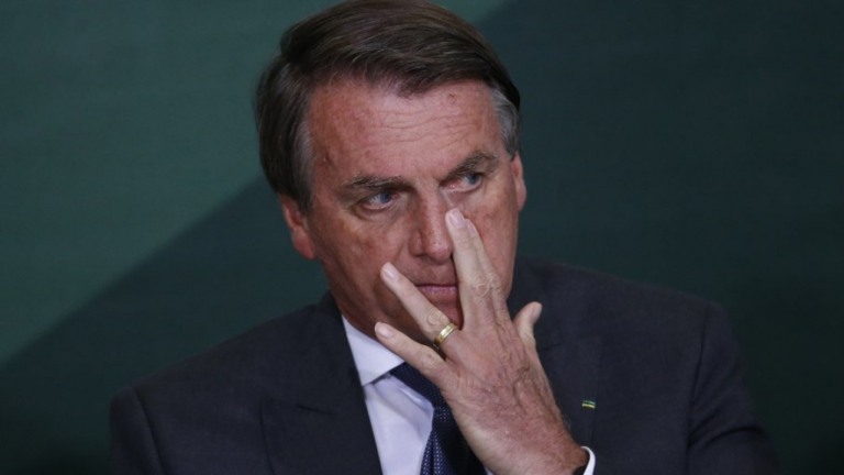 Alas do PL resistem à filiação de Bolsonaro e acenam a adversários do presidente
