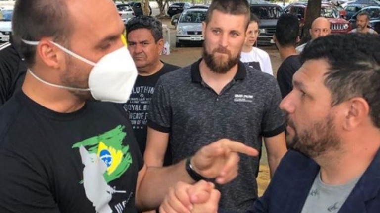 Blogueiro bolsonarista Oswaldo Eustáquio se filia ao PMN e mira vaga no Senado