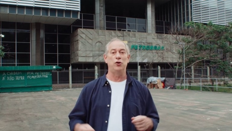Ciro acusa todos os governos de tentarem vender Petrobras, inclusive os do PT