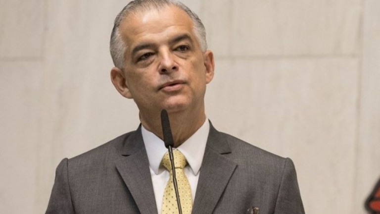 'Reality show' de políticos criado por Mário França começa a ser gravado hoje