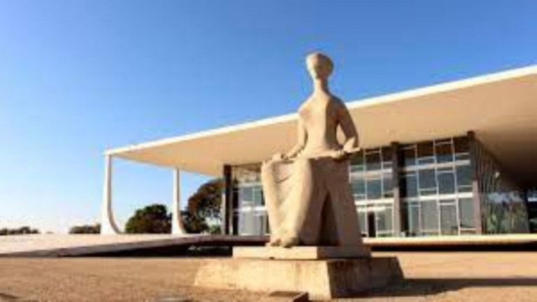 STF interrompe sessão que pode levar à perda de poderes da Defensoria Pública