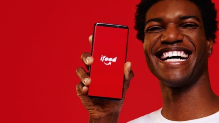 "Vale-gasolina": iFood anuncia depósitos de até R$ 150 para entregadores