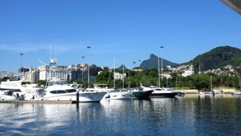 'Barqueata': Bolsonaristas planejam manifestação de barcos no Rio