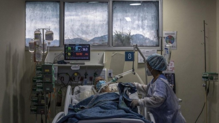 Hospital administrado pela UFRJ pode fechar um terço dos leitos até fim do ano