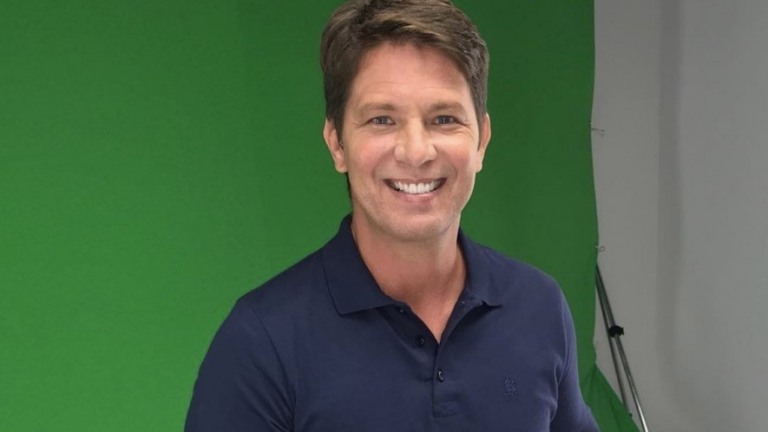 Mário Frias posta vídeo em que Bolsonaro faz piada homofóbica