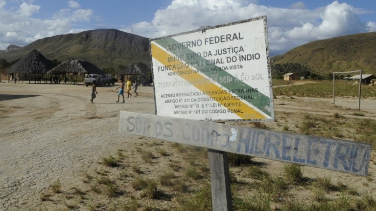 PM entra em confronto com grupo indígena em Roraima