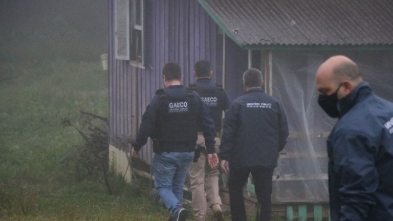 MP prende grupo que vendia carne de cavalo a restaurantes de Caxias do Sul (RS)
