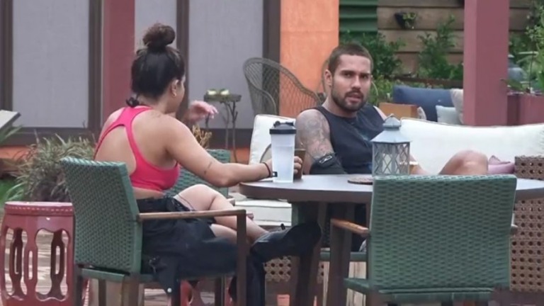 'A Fazenda 13': Bil Araújo e Marina criticam mudança de atitude de peões