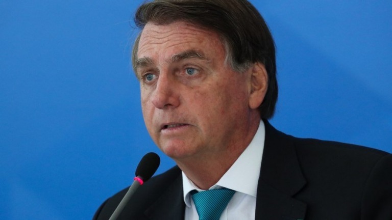 Oposição critica Bolsonaro por interferência no Enem