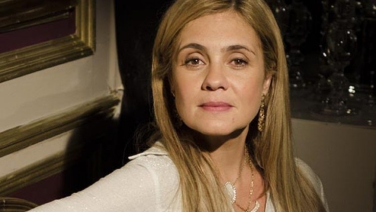 Adriana Esteves revela que faz terapia há 16 anos: "Renasci após depressão"