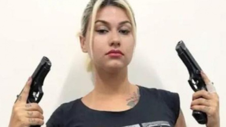 Ex-aliada de Bolsonaro, Sara Winter afirma que Planalto orientava ataques ao STF