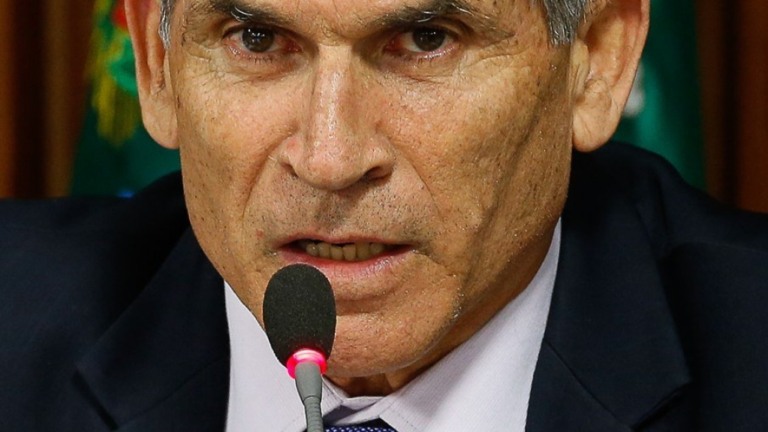 Santos Cruz, ex-ministro de Bolsonaro, anuncia entrada no partido Podemos