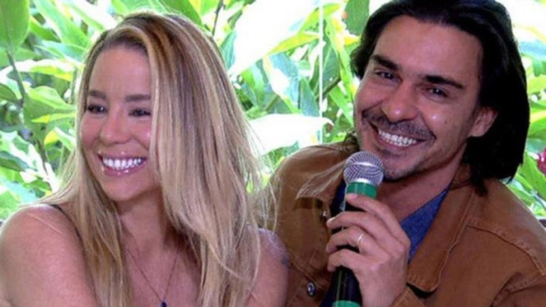 Após polêmica de prisão, André Gonçalves celebra seis anos com Danielle Winits