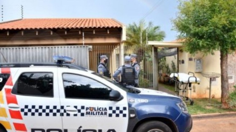 MT: Filho é preso por matar o próprio pai, de 83 anos, a facadas
