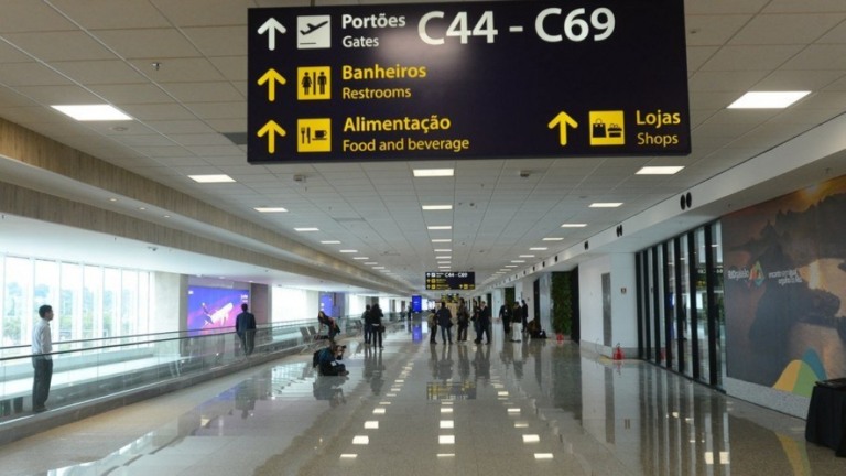 Anvisa pode ampliar restrição de fronteira aérea com mais países com nova cepa
