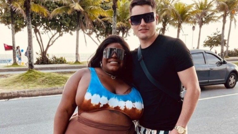 A fila andou! Jojo Todynho aparece com novo namorado: 'Homem da minha vida'