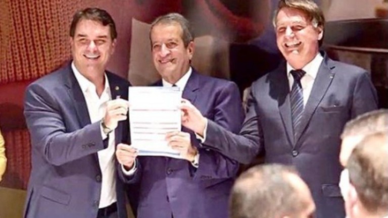 Após filiar Bolsonaro, PL espera chegar a 70 deputados na Câmara