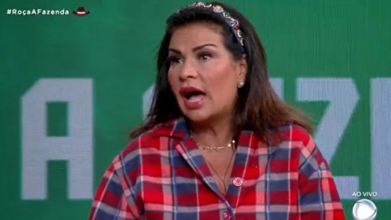 'A Fazenda 13': Mãe de MC Gui defende filho e critica Solange Gomes