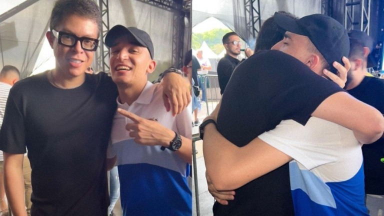 João Gomes tira foto abraçado com DJ Ivis: "Bom curtir você de perto"